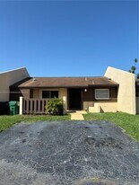 12335 SW 110th South Canal St Rd in Miami, FL - Building Photo