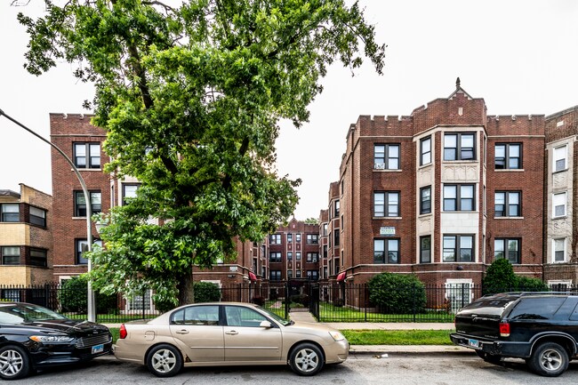 8241-49 S Ellis Ave Chicago, IL 60619 in Chicago, IL - Building Photo - Building Photo