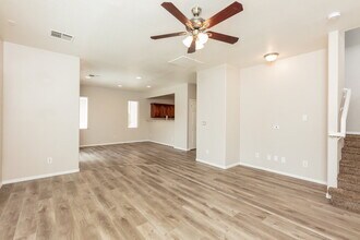 9191 Grand Sunburst Ct in Las Vegas, NV - Building Photo - Building Photo