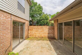 4702 N Cashel Cir in Houston, TX - Building Photo - Building Photo