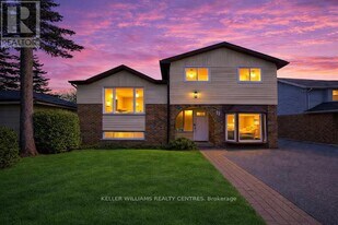 12 Deerpark Dr in Barrie, ON - Building Photo