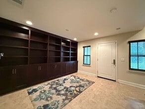 121 Sonoma Ter in Mountain View, CA - Building Photo - Building Photo