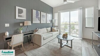 3150 W Twain Ave in Las Vegas, NV - Building Photo