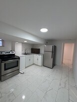 6062 N Camac St in Philadelphia, PA - Building Photo