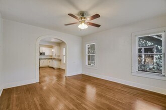 1007 Reagan Terrace in Austin, TX - Building Photo - Building Photo