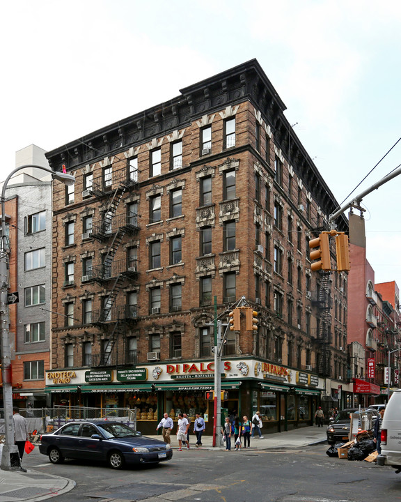 151 Mott St in New York, NY - Building Photo