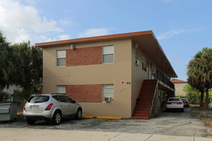 618 6th St Apartments