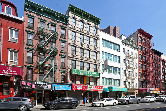 26 E Broadway in New York, NY - Foto de edificio - Building Photo