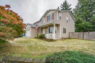 2420 NE 165th Ave in Vancouver, WA - Building Photo