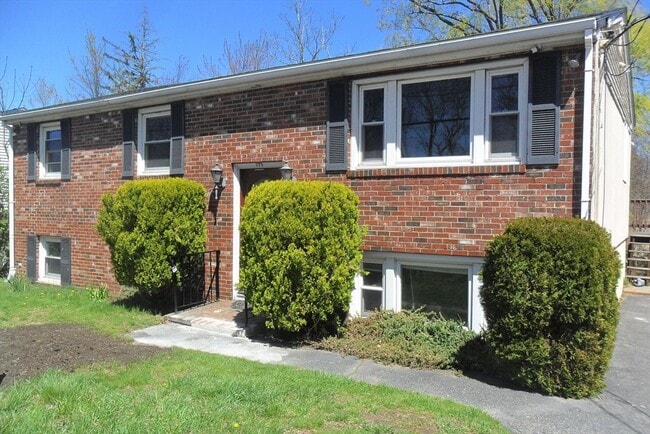 property at 171 Walnut St