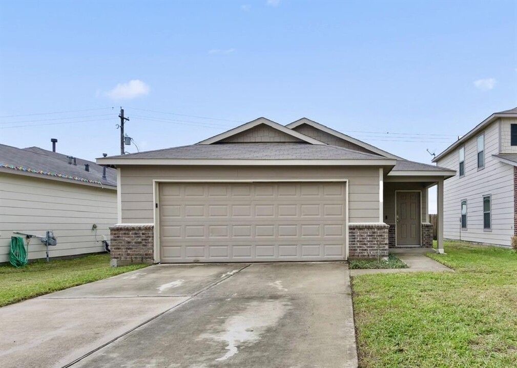 12118 Helvick Cres Ave in Houston, TX - Building Photo