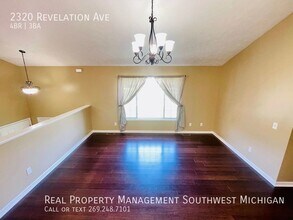 2320 Revelation Ave in Benton Harbor, MI - Building Photo - Building Photo
