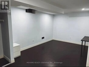 23 Pinecliff Ave in Markham, ON - Building Photo - Building Photo