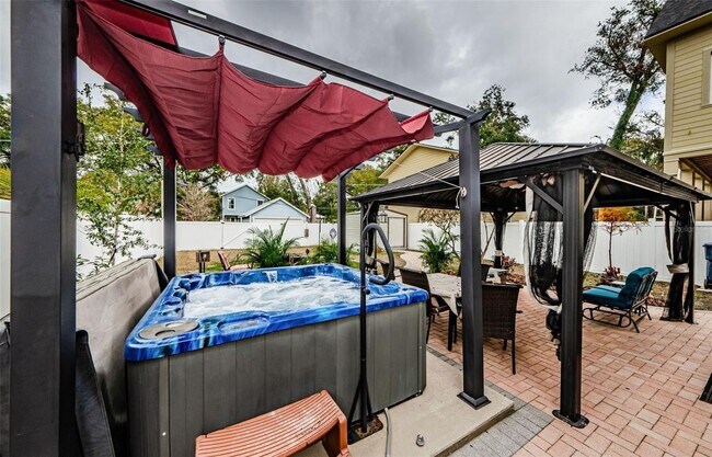 308 E Ross Ave in Tampa, FL - Building Photo - Building Photo