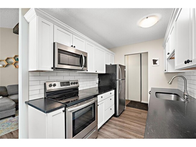 property at 4618 Cedar Lk Rd S