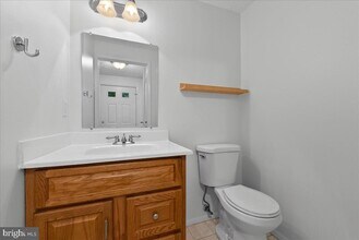 11537 Ivy Bush Ct in Reston, VA - Building Photo - Building Photo