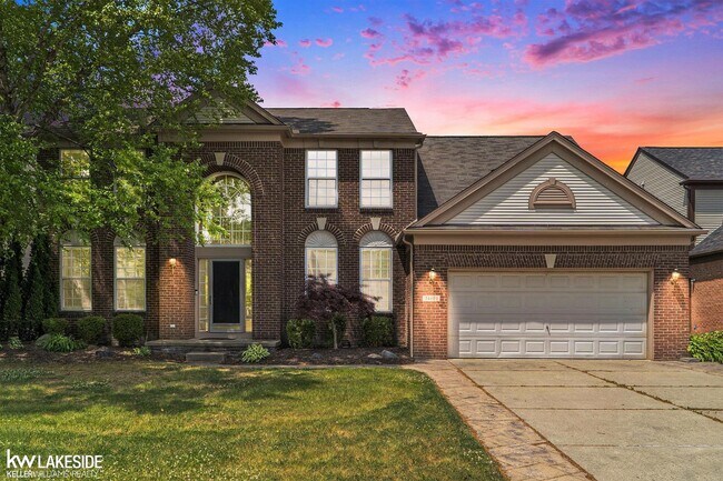property at 34681 Giannetti Dr