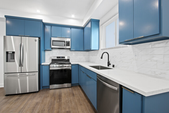 1139 S Lorena St, Unit 1139 in Los Angeles, CA - Building Photo - Building Photo