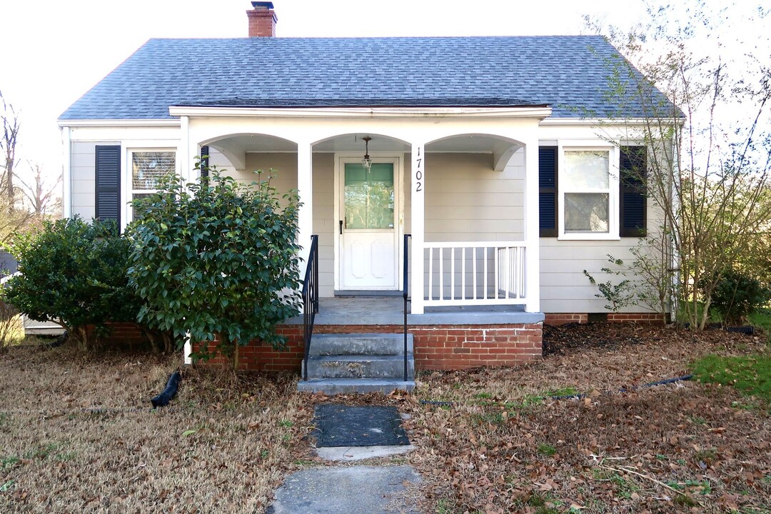 1702 Betty Ln in Richmond, VA - Building Photo