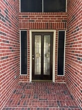 130 Annes Way in Stafford, TX - Building Photo - Building Photo