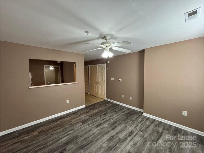 113 Steam Engine Dr in Mooresville, NC - Building Photo - Building Photo
