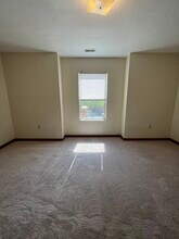 725 Chestnut St, Unit 5 in Erie, PA - Building Photo - Building Photo