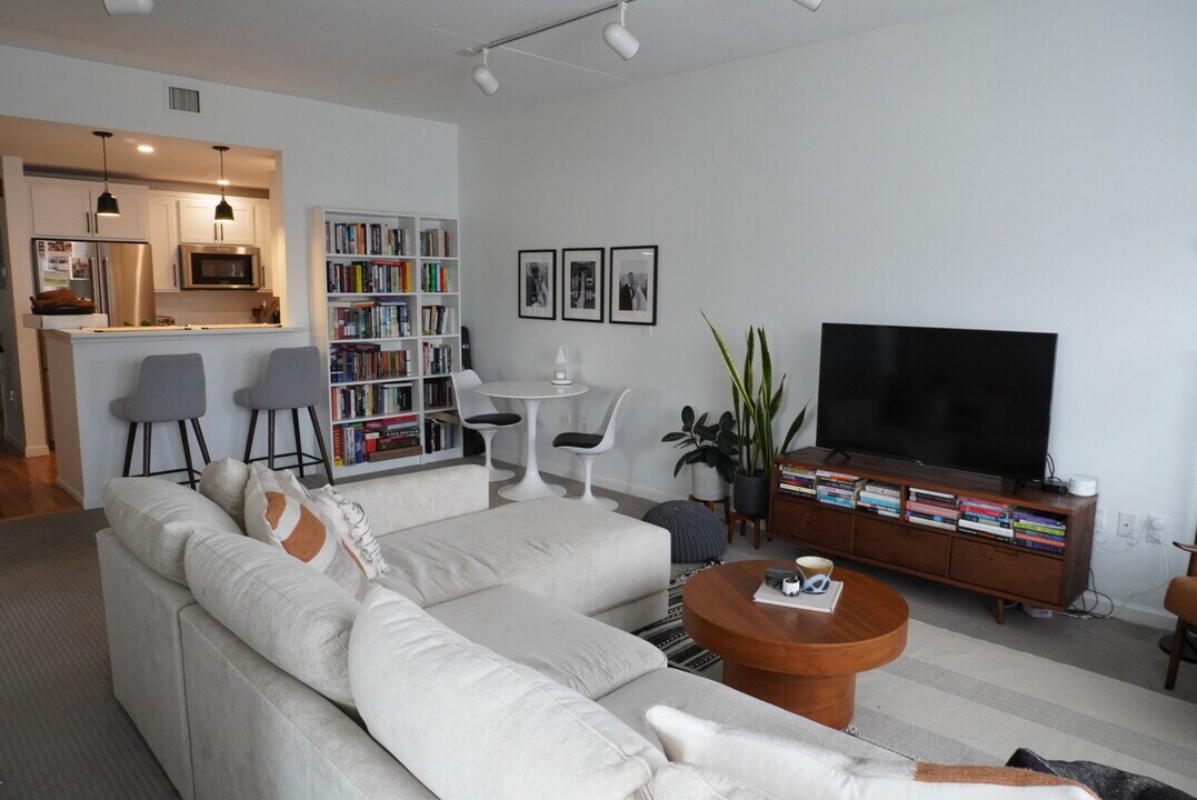 1780 N Washington St, Unit 205 in Denver, CO - Building Photo
