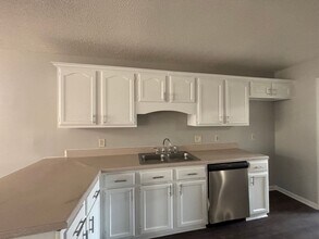 1231 Beaver Trail Dr in Memphis, TN - Building Photo - Building Photo