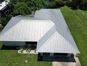 2241 Club House Rd in North Fort Myers, FL - Building Photo - Building Photo