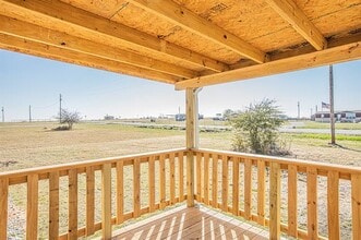 123 El Dorado St in Decatur, TX - Foto de edificio - Building Photo