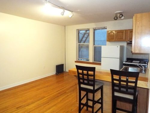 707 W 171st St-Unit -2A in New York, NY - Building Photo - Building Photo