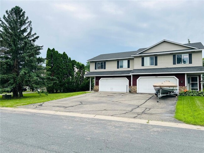 1880 Deer Hills Trail