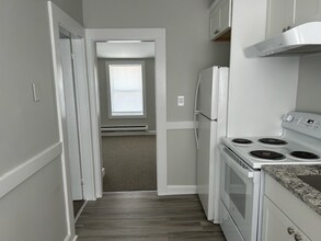 23 Lincoln St-Unit -23-6 Lincoln Street in Milford, MA - Building Photo - Building Photo