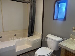 1528 Apache Dr in Marion, IA - Building Photo - Building Photo