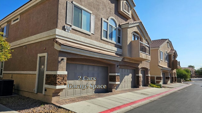5547 High Wager Way in Las Vegas, NV - Building Photo - Building Photo