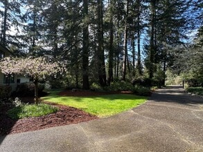 649 171st Ave SE in Tenino, WA - Building Photo - Building Photo