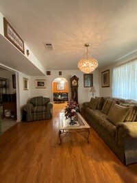 416 Vernon St photo'