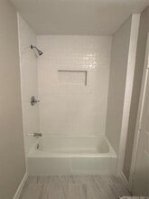 111 Minnie Dr in Itasca, TX - Building Photo - Building Photo