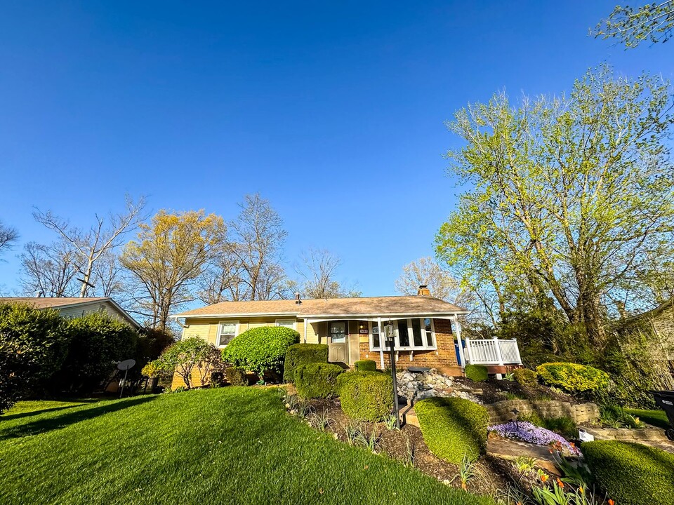7403 Fenwood Ct in Manassas, VA - Building Photo