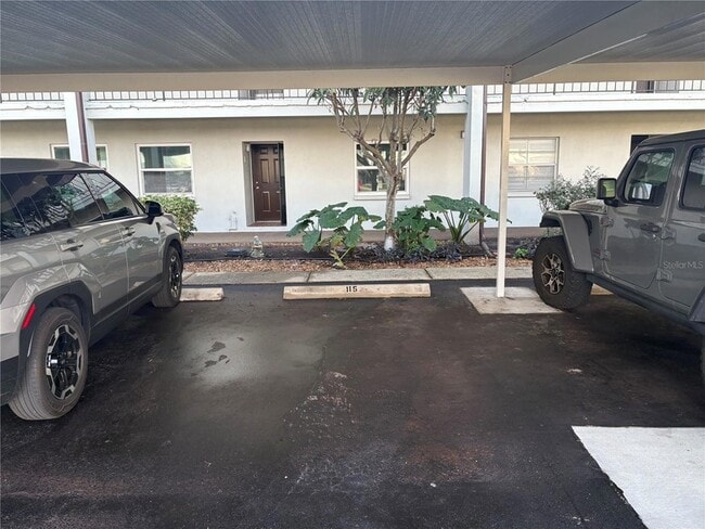 5157 Silent Loop, Unit 115 in New Port Richey, FL - Building Photo - Building Photo