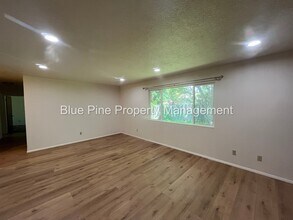 1820 Avalon St in Idaho Falls, ID - Building Photo - Building Photo