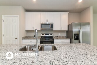 3133 Bella Vista Dr in Davenport, FL - Foto de edificio - Building Photo