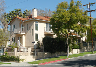 1554 Myra in Los Angeles, CA - Building Photo - Building Photo