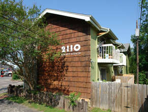 Plum Tree Apartments in Austin, TX - Building Photo - Building Photo