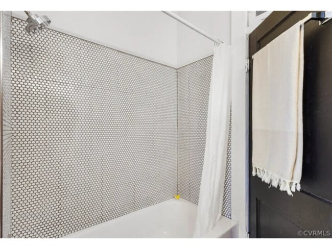 606 Chimborazo Blvd in Richmond, VA - Building Photo - Building Photo