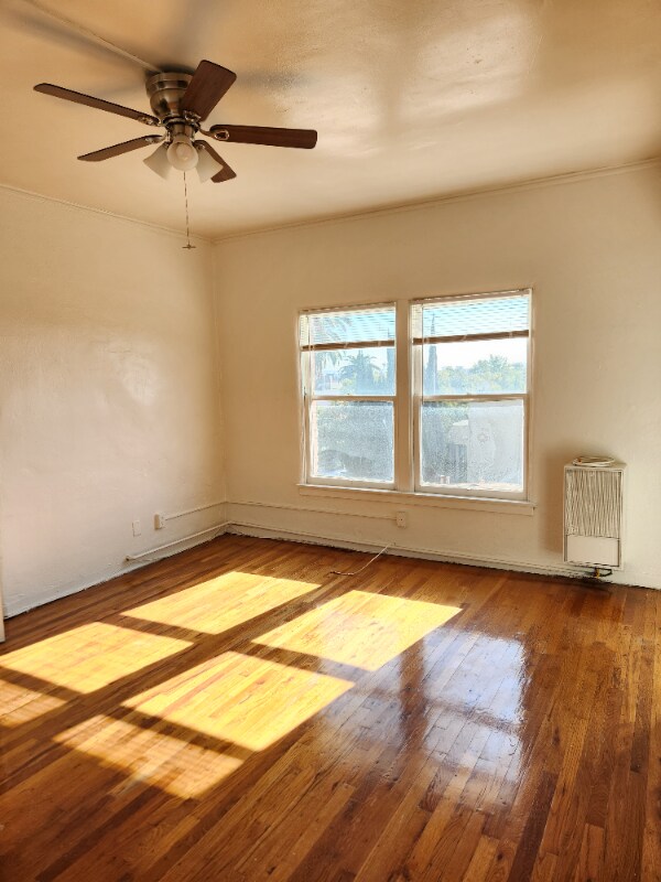 1845 N Gramercy Pl-Unit -403 in Los Angeles, CA - Building Photo - Building Photo