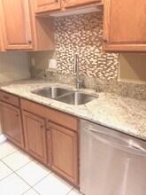 7916 Camino Kiosco in San Diego, CA - Building Photo - Building Photo