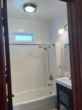 1507 W Victoria St, Unit #2 in Chicago, IL - Building Photo - Building Photo