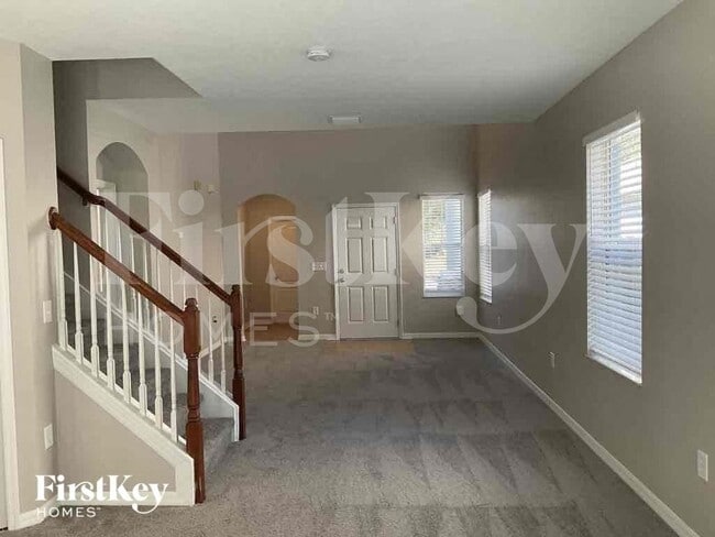 10108 Perthshire Cir in Land O Lakes, FL - Foto de edificio - Building Photo