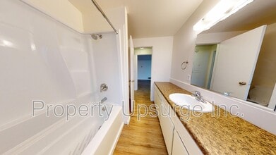 715 Kimball Rd in Red Bluff, CA - Building Photo - Building Photo